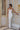 Vestido bridal elegante con perlas y brillo