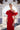 Vestido rojo de invitada con mangas extraíbles