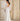 Vestido de novia VIOLA Bridal con escote cuadrado y mangas de gasa